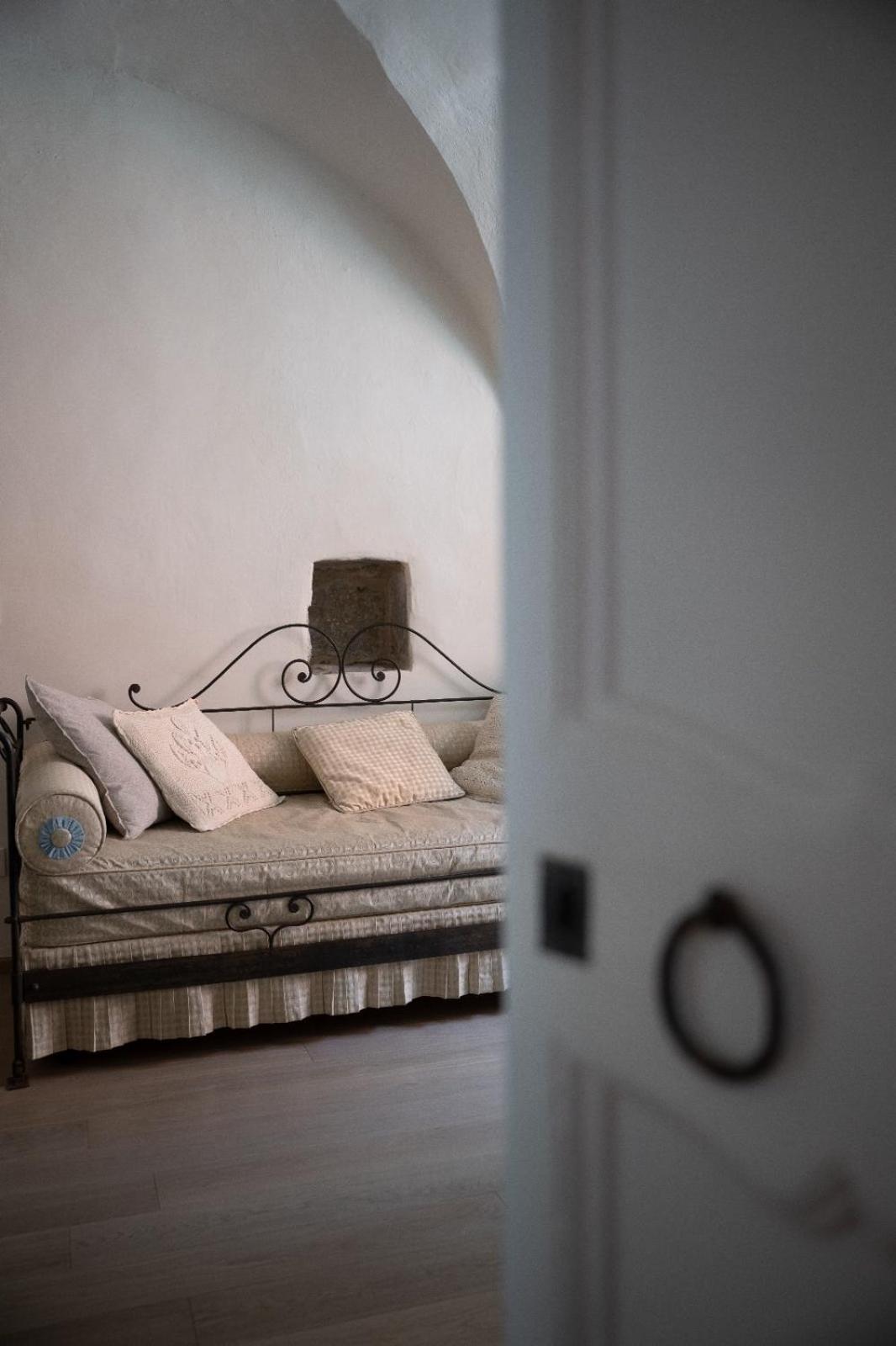 Uliveto Saglietto Agriturismo A Poggi Apartments 임페리아 외부 사진
