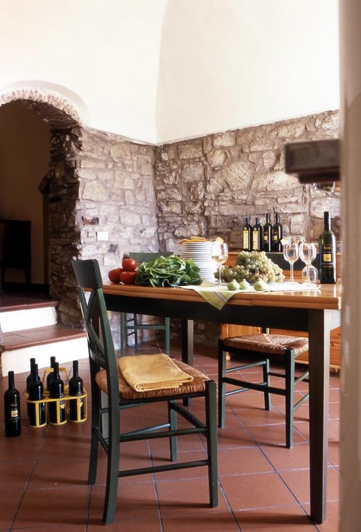 Uliveto Saglietto Agriturismo A Poggi Apartments 임페리아 객실 사진