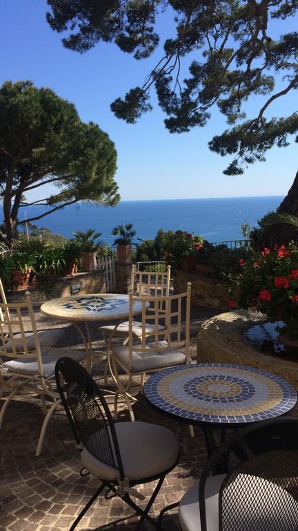 Uliveto Saglietto Agriturismo A Poggi Apartments 임페리아 외부 사진