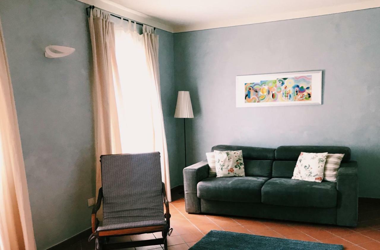 Uliveto Saglietto Agriturismo A Poggi Apartments 임페리아 외부 사진